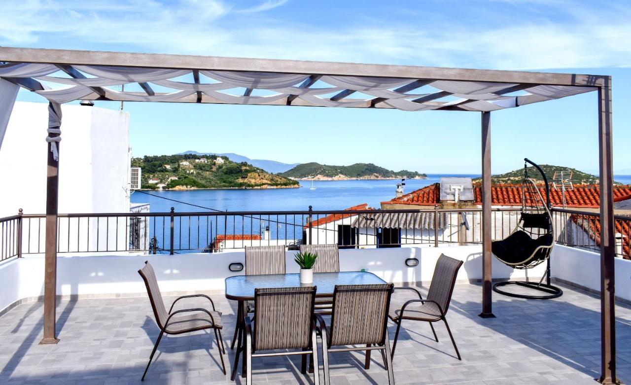 La Maison Plakes Rooftop Apt Skiathos Town Exterior photo