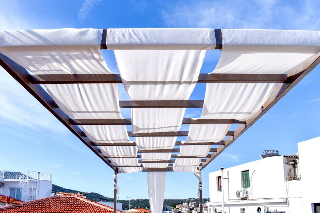 La Maison Plakes Rooftop Apt Skiathos Town Exterior photo